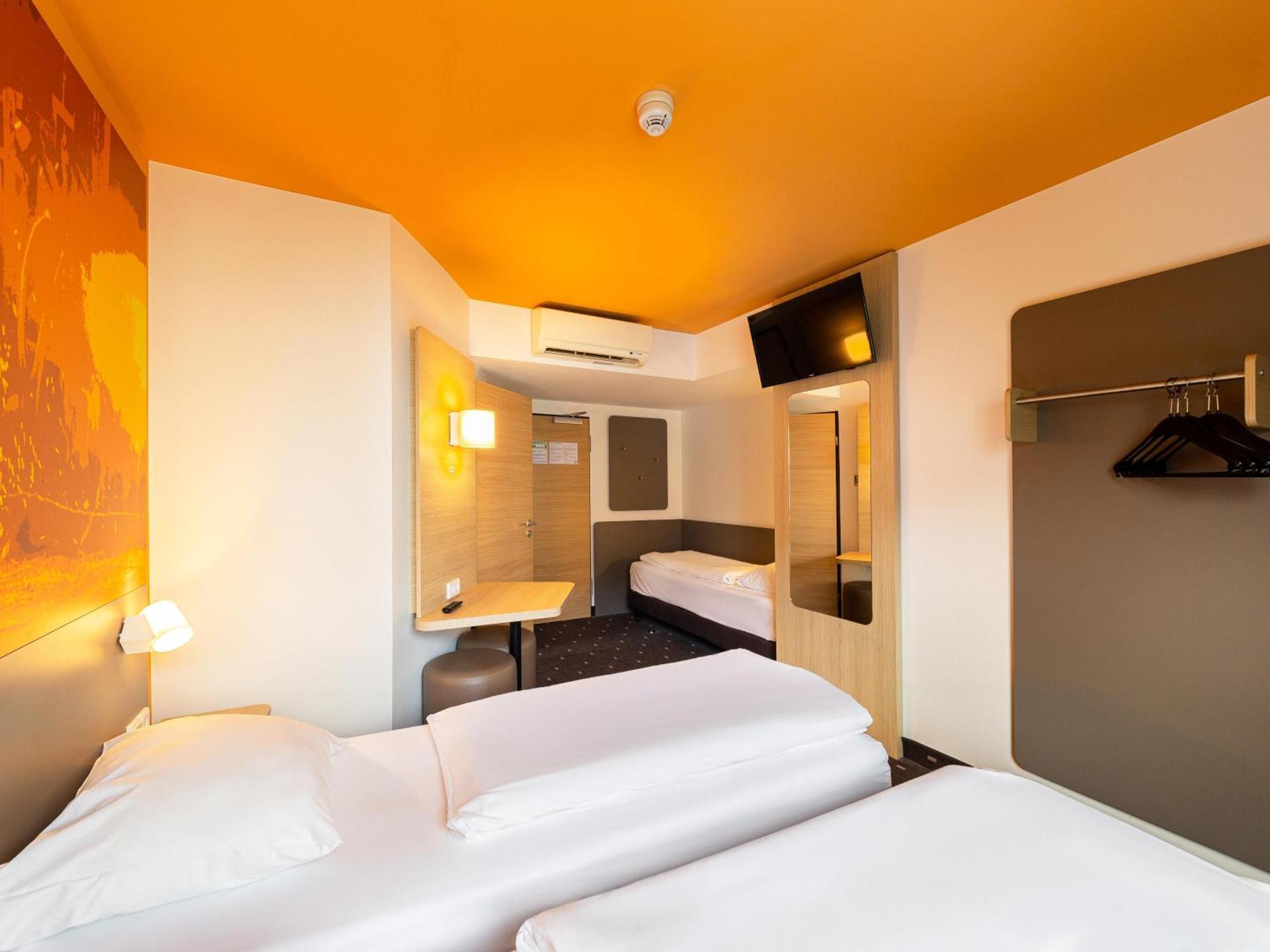 B&B Hotel Essen-City ภายนอก รูปภาพ