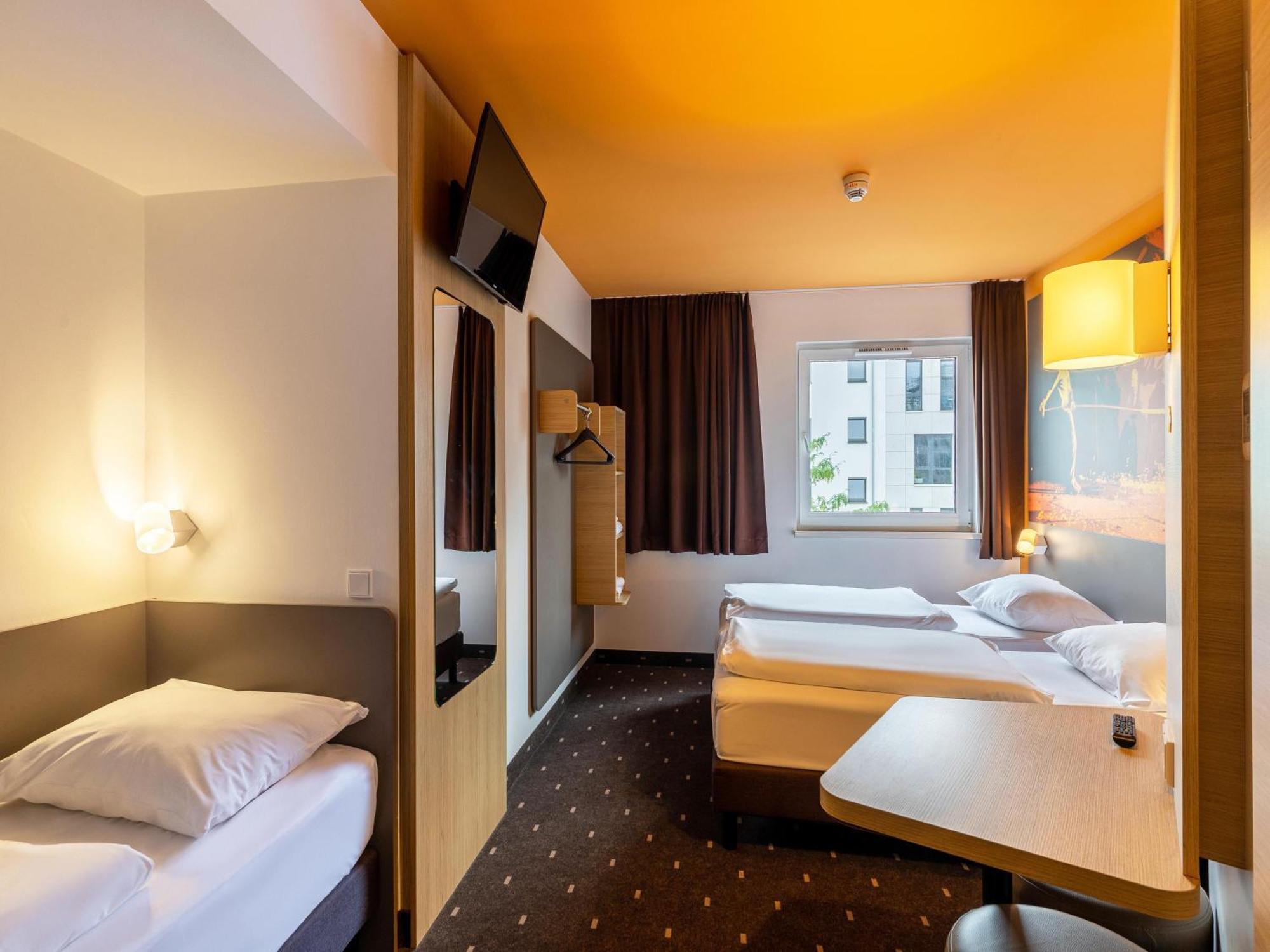 B&B Hotel Essen-City ภายนอก รูปภาพ