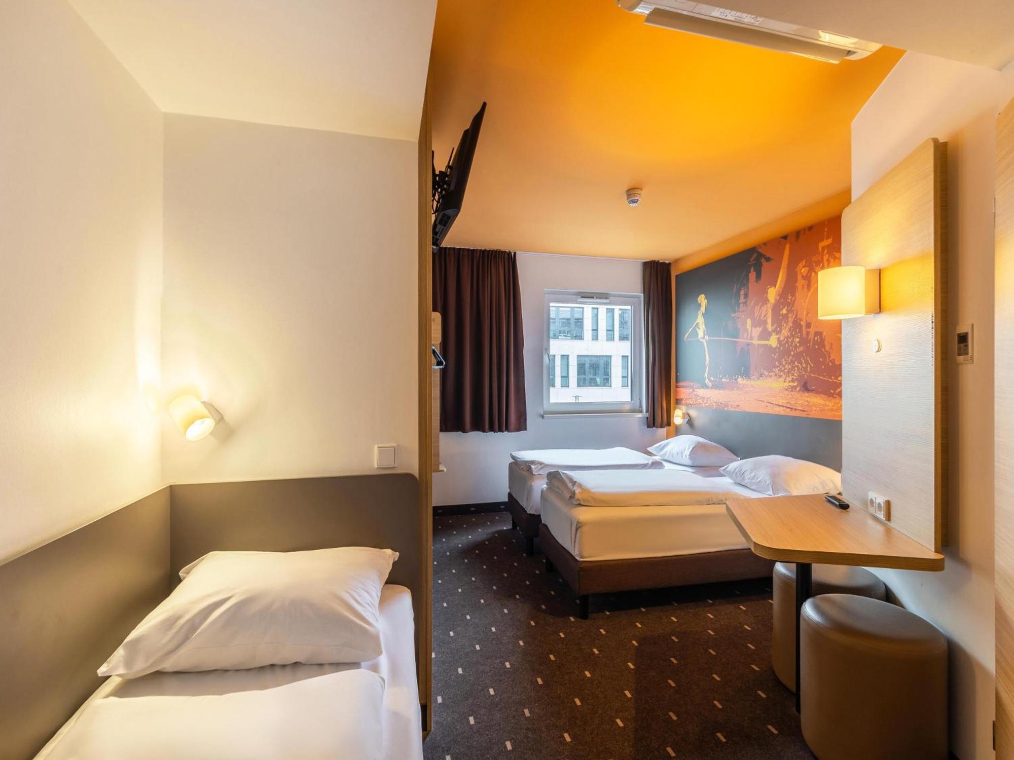 B&B Hotel Essen-City ภายนอก รูปภาพ