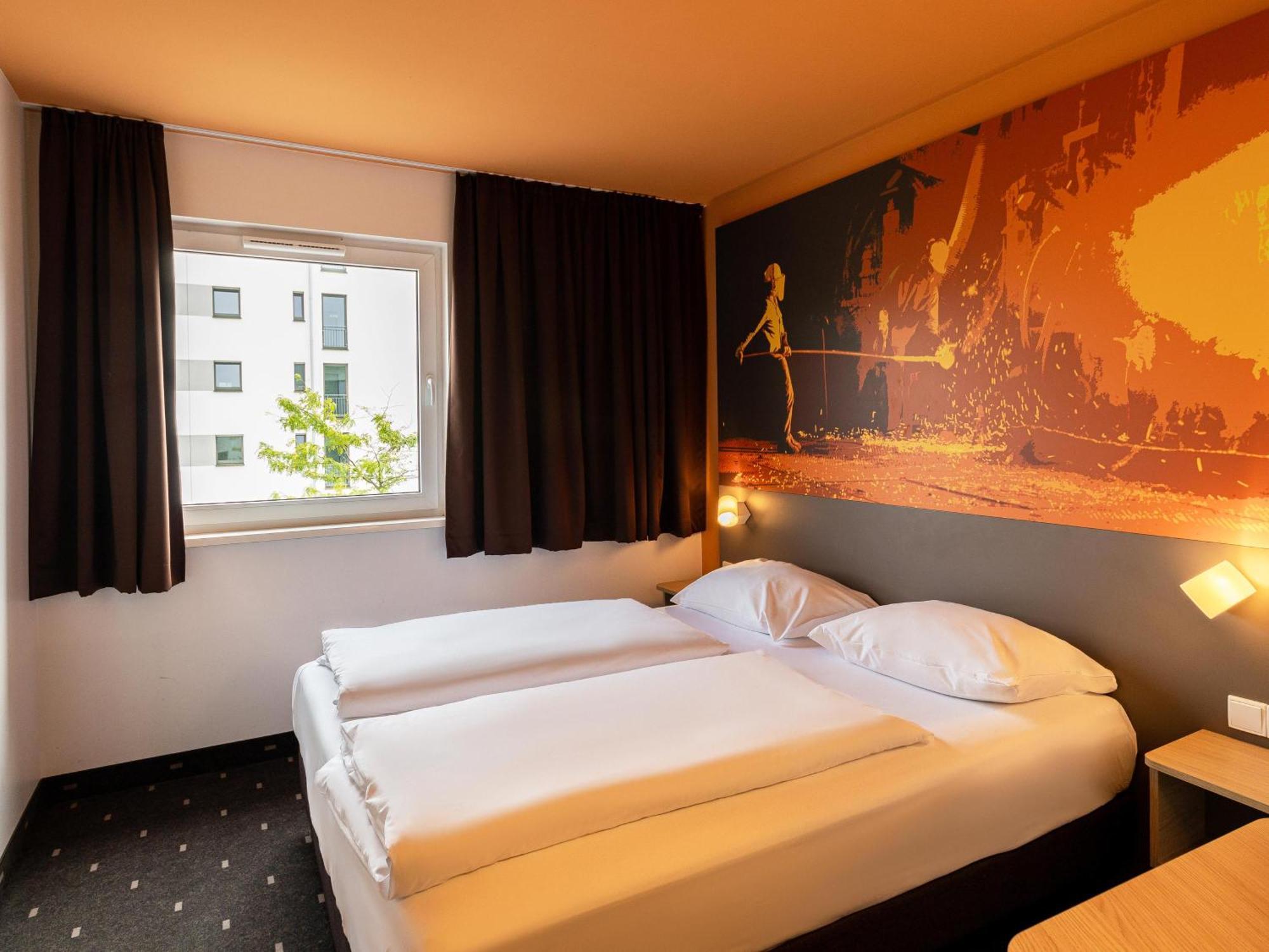 B&B Hotel Essen-City ภายนอก รูปภาพ