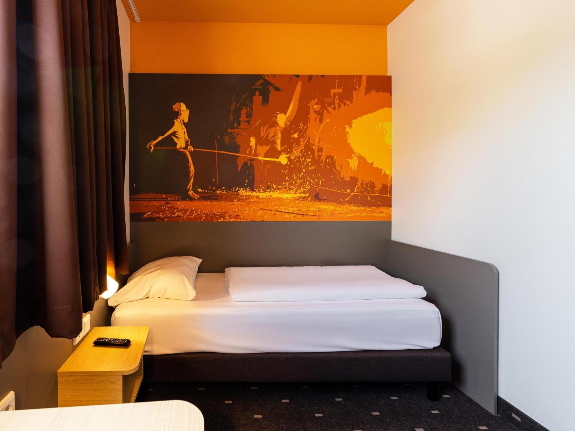 B&B Hotel Essen-City ภายนอก รูปภาพ